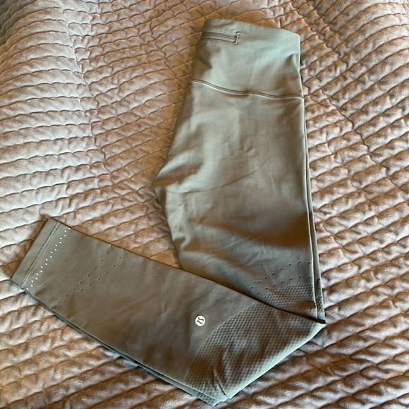 Lululemon leggings - Picture 1 of 5